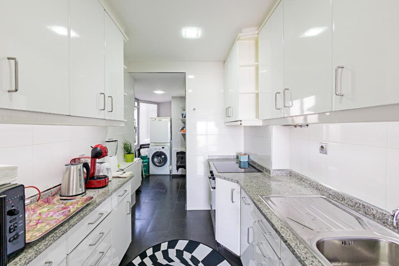 Seaside View 2Br In Povoa By Lovelystay Повуа-де-Варзін Екстер'єр фото