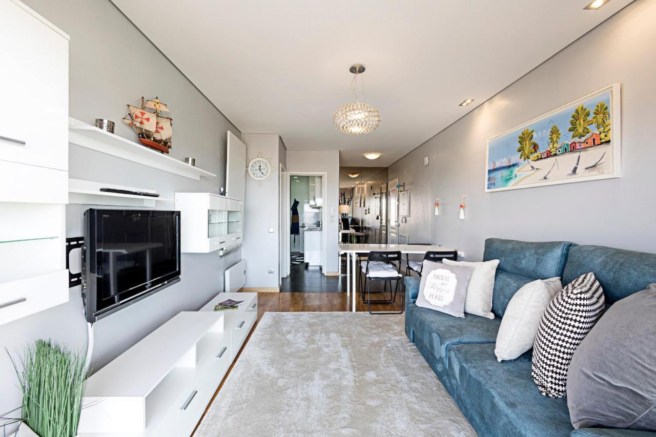 Seaside View 2Br In Povoa By Lovelystay Повуа-де-Варзін Екстер'єр фото